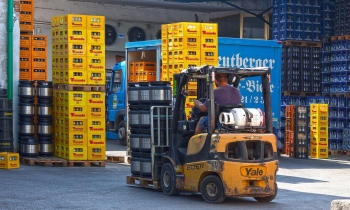 Corso di formazione di manovra carrelli elevatori semoventi  con conducente a bordo - carrelli semoventi a braccio telescopico)